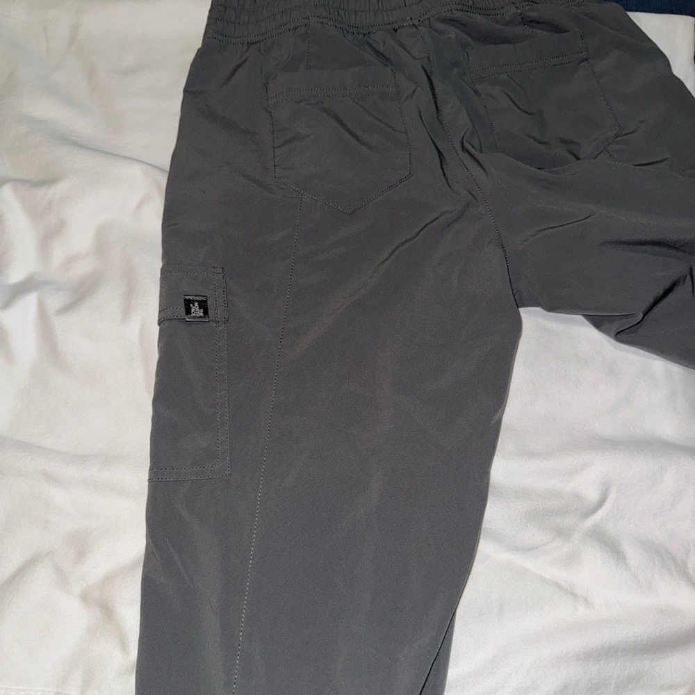 The North Face Women's Gunmetal Super Light Cargo Joggers EUC 4 - Picture 6 of 10